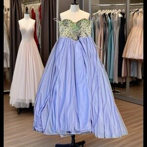 Beautiful Rhinestone Strapless Tie  Up Prom Dress
